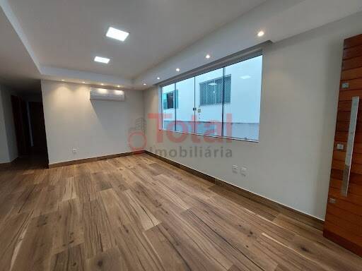 Casa à venda com 3 quartos, 546m² - Foto 15