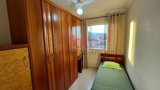 Apartamento à venda com 3 quartos - Foto 5