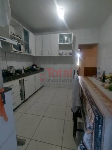 Apartamento à venda com 3 quartos, 107m² - Foto 4