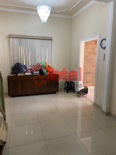 Casa à venda com 3 quartos, 200m² - Foto 6