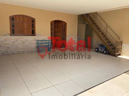 Casa à venda com 3 quartos, 200m² - Foto 13