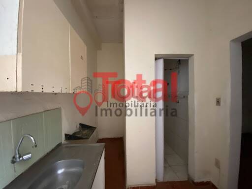 Apartamento à venda com 2 quartos, 78m² - Foto 3