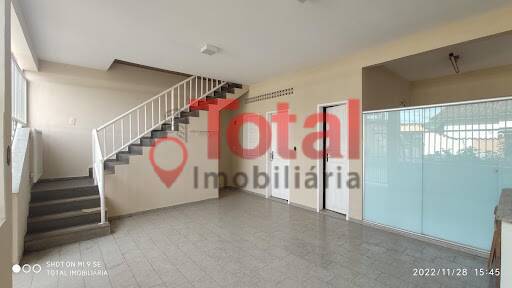 Casa à venda com 4 quartos, 359m² - Foto 11