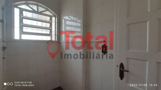 Casa à venda com 4 quartos, 359m² - Foto 12