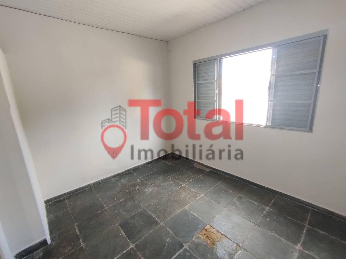 Apartamento para alugar com 2 quartos, 68m² - Foto 4