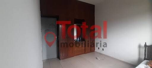 Casa à venda com 3 quartos, 300m² - Foto 12