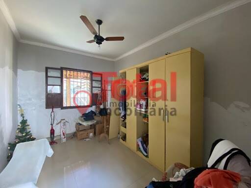 Casa à venda com 3 quartos, 96m² - Foto 5