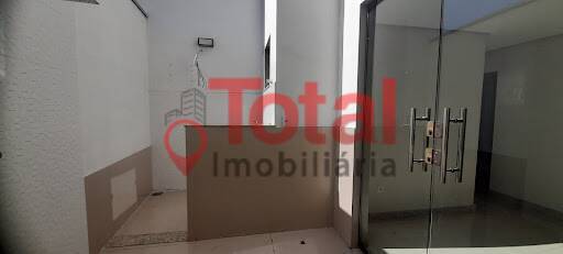 Apartamento à venda com 3 quartos, 133m² - Foto 3