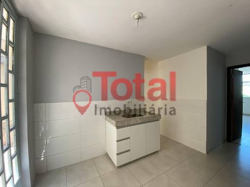 Casa à venda com 2 quartos, 180m² - Foto 9