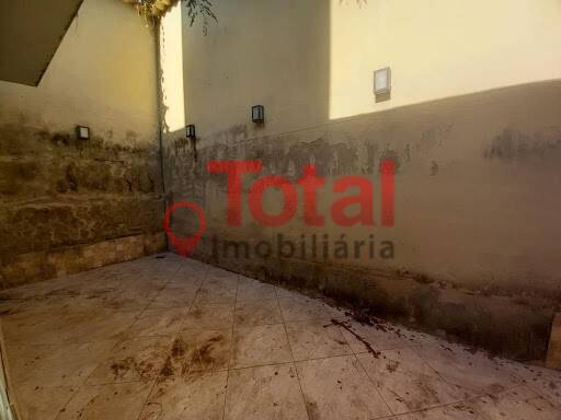 Casa à venda com 2 quartos, 180m² - Foto 17