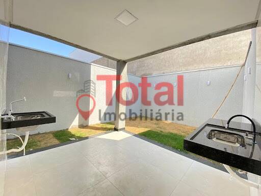 Casa à venda com 3 quartos, 130m² - Foto 18