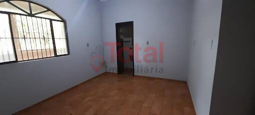 Casa para alugar com 3 quartos, 100m² - Foto 6