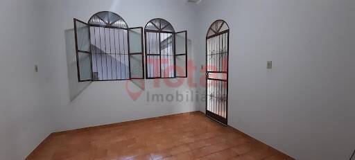 Casa para alugar com 3 quartos, 100m² - Foto 12