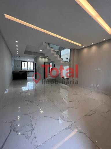 Casa à venda com 3 quartos, 183m² - Foto 5