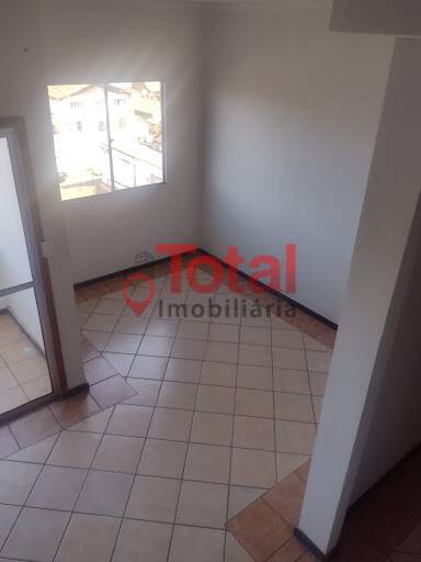 Apartamento à venda com 4 quartos - Foto 2