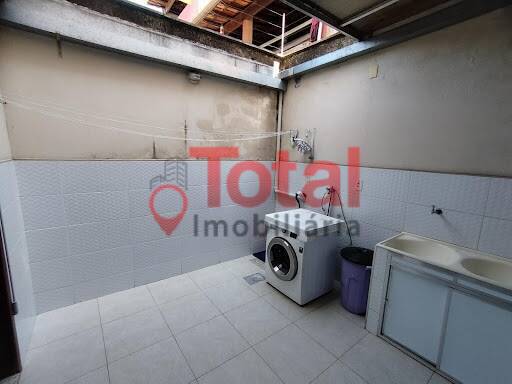 Casa à venda com 3 quartos, 101m² - Foto 16