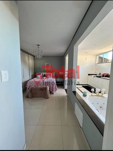 Casa à venda com 5 quartos, 220m² - Foto 12