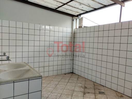 Apartamento à venda com 2 quartos, 102m² - Foto 4