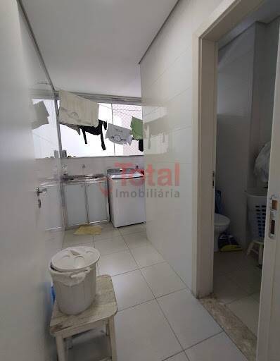 Apartamento à venda com 3 quartos - Foto 1