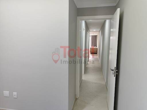 Casa à venda com 3 quartos, 100m² - Foto 2