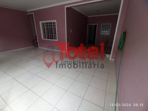 Casa à venda com 5 quartos, 400m² - Foto 1