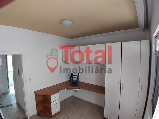 Apartamento à venda com 2 quartos, 67m² - Foto 7