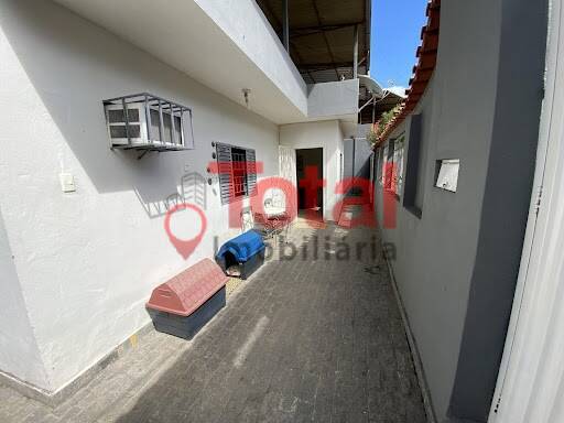 Casa à venda com 4 quartos, 280m² - Foto 11