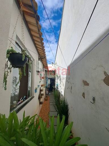 Casa à venda com 3 quartos, 240m² - Foto 5