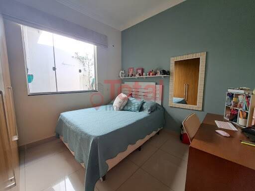 Casa à venda com 3 quartos, 240m² - Foto 21