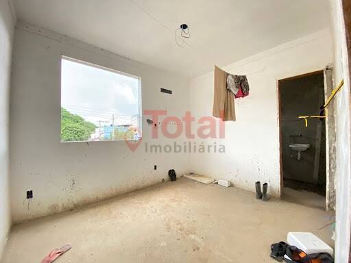 Apartamento à venda com 2 quartos, 105m² - Foto 2