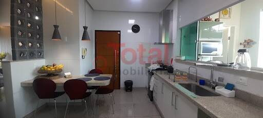 Apartamento à venda com 3 quartos, 126m² - Foto 7