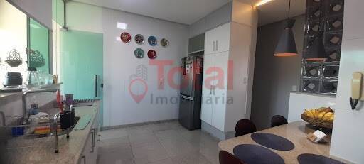 Apartamento à venda com 3 quartos, 126m² - Foto 18