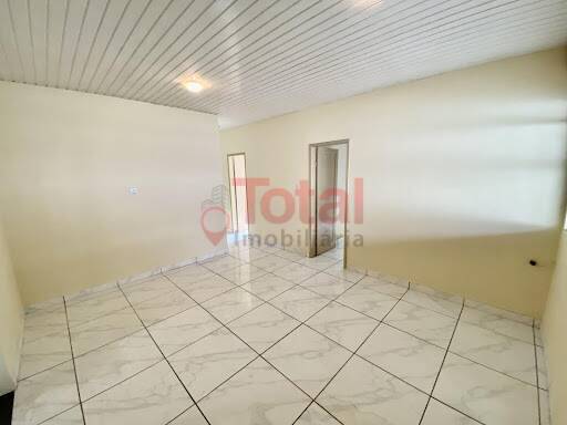 Casa à venda com 4 quartos, 80m² - Foto 13