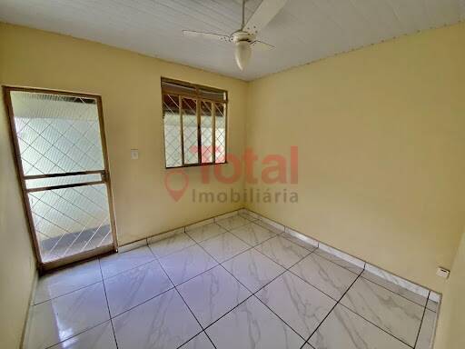 Casa à venda com 4 quartos, 80m² - Foto 21